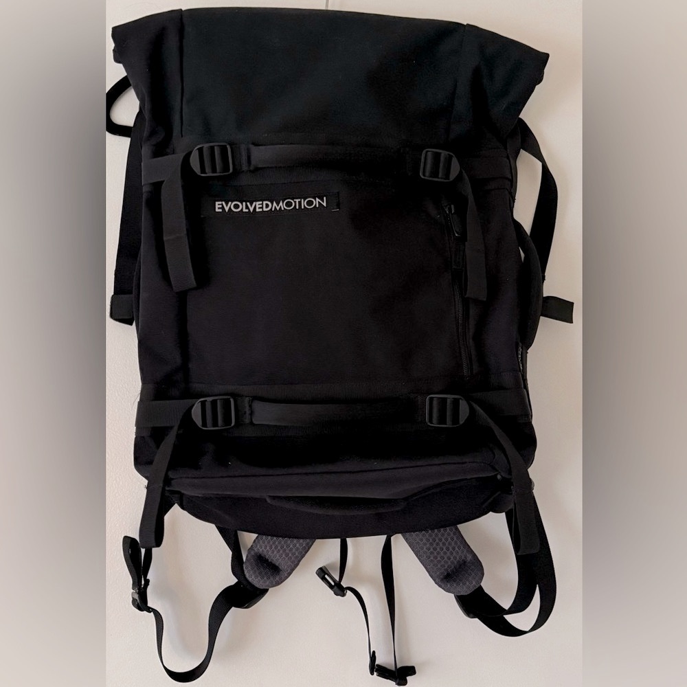 Evolved Motion Black Hiking Gym Backpack Roll Top Weight Train Bag City